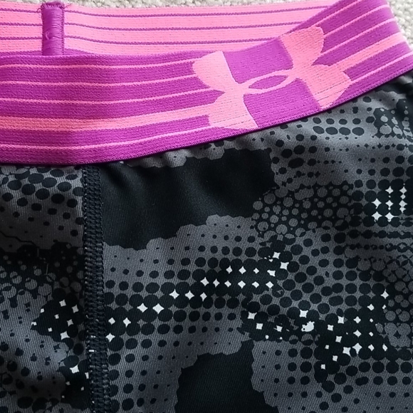 Under Armour work out pants - Picture 6 of 8